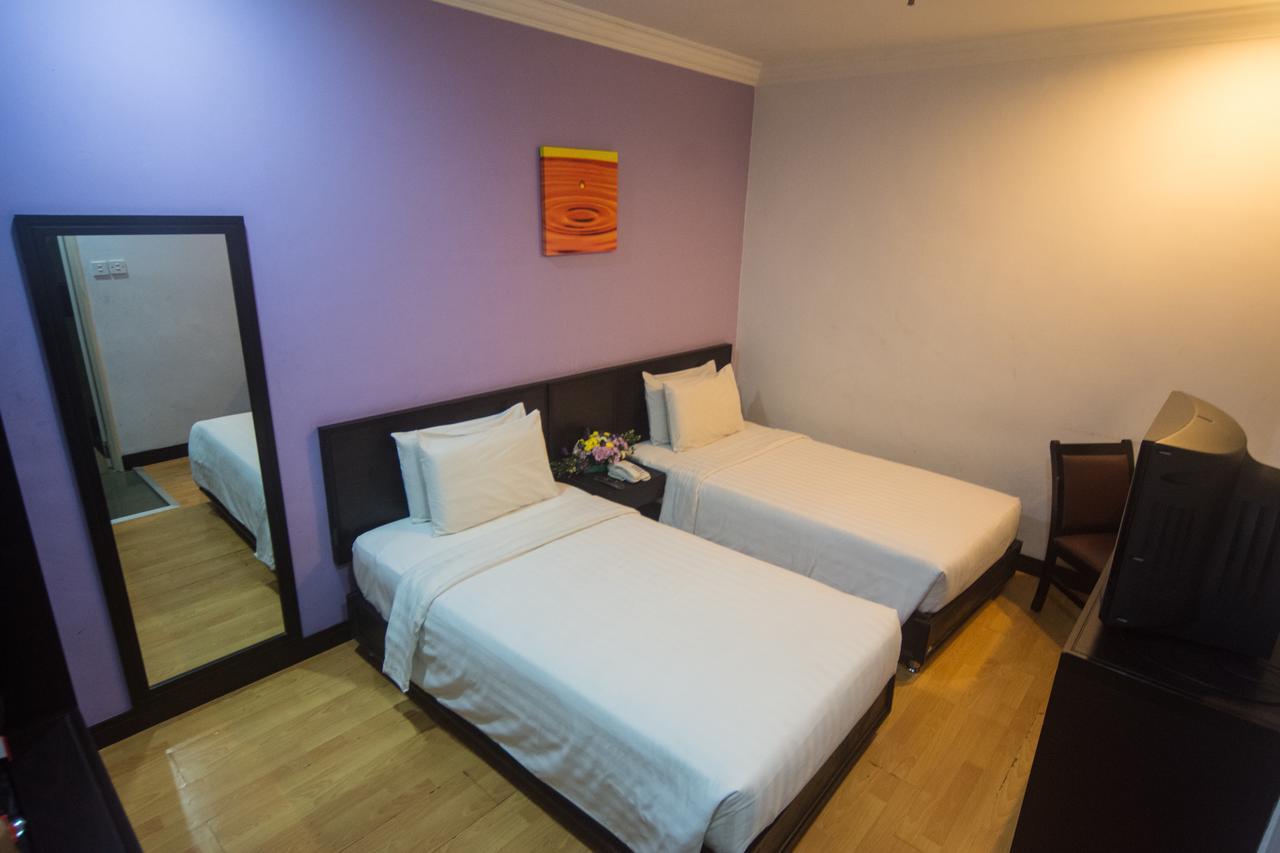 Penview Hotel Kuching Exterior photo
