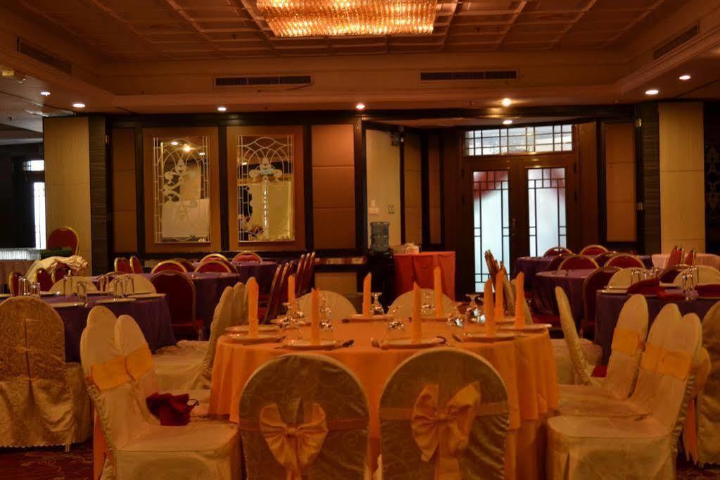 Penview Hotel Kuching Exterior photo